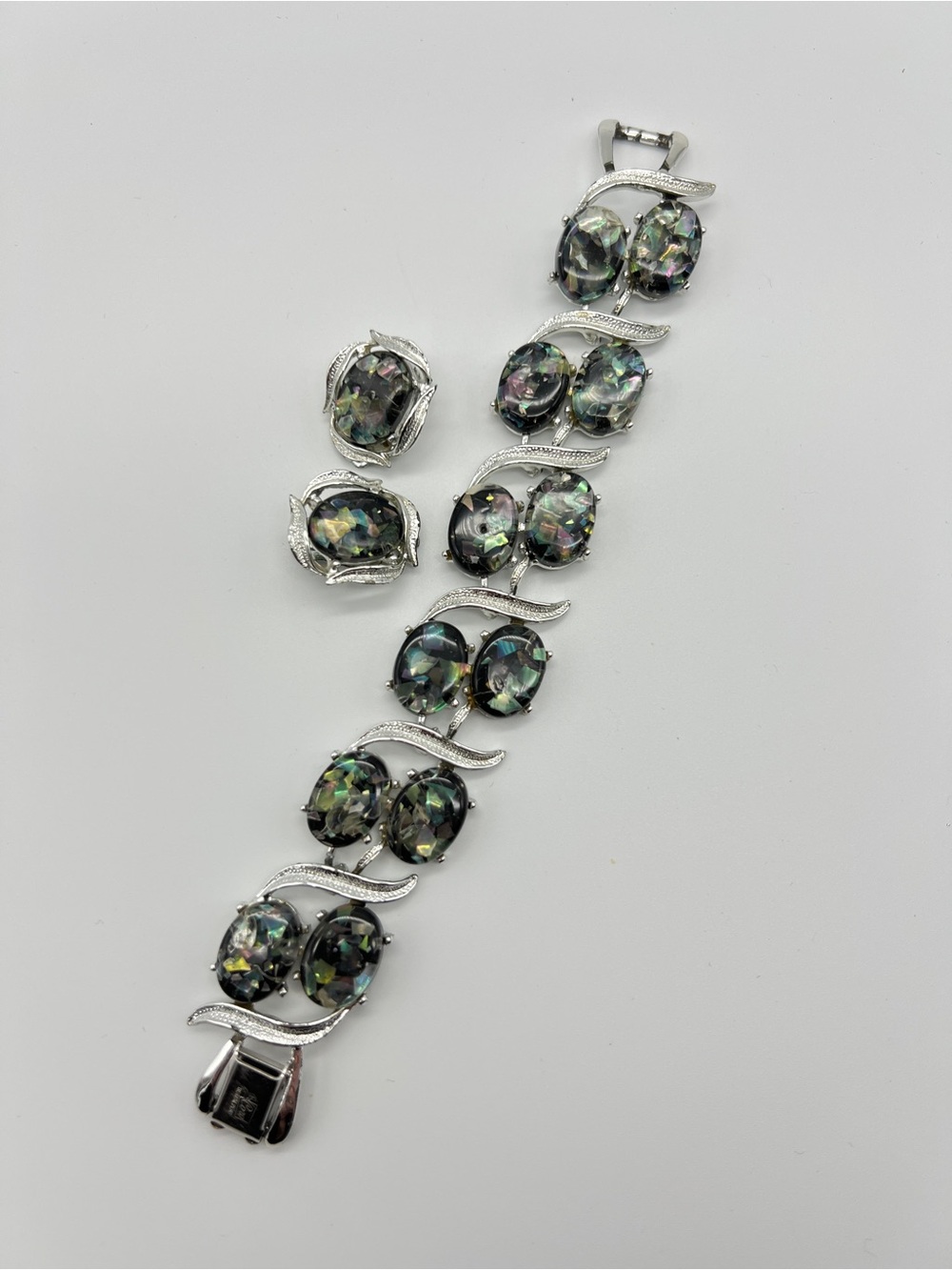 VINTAGE Coro Bracelet Set • Green Black Opal Confetti Lucite • Silver Tone